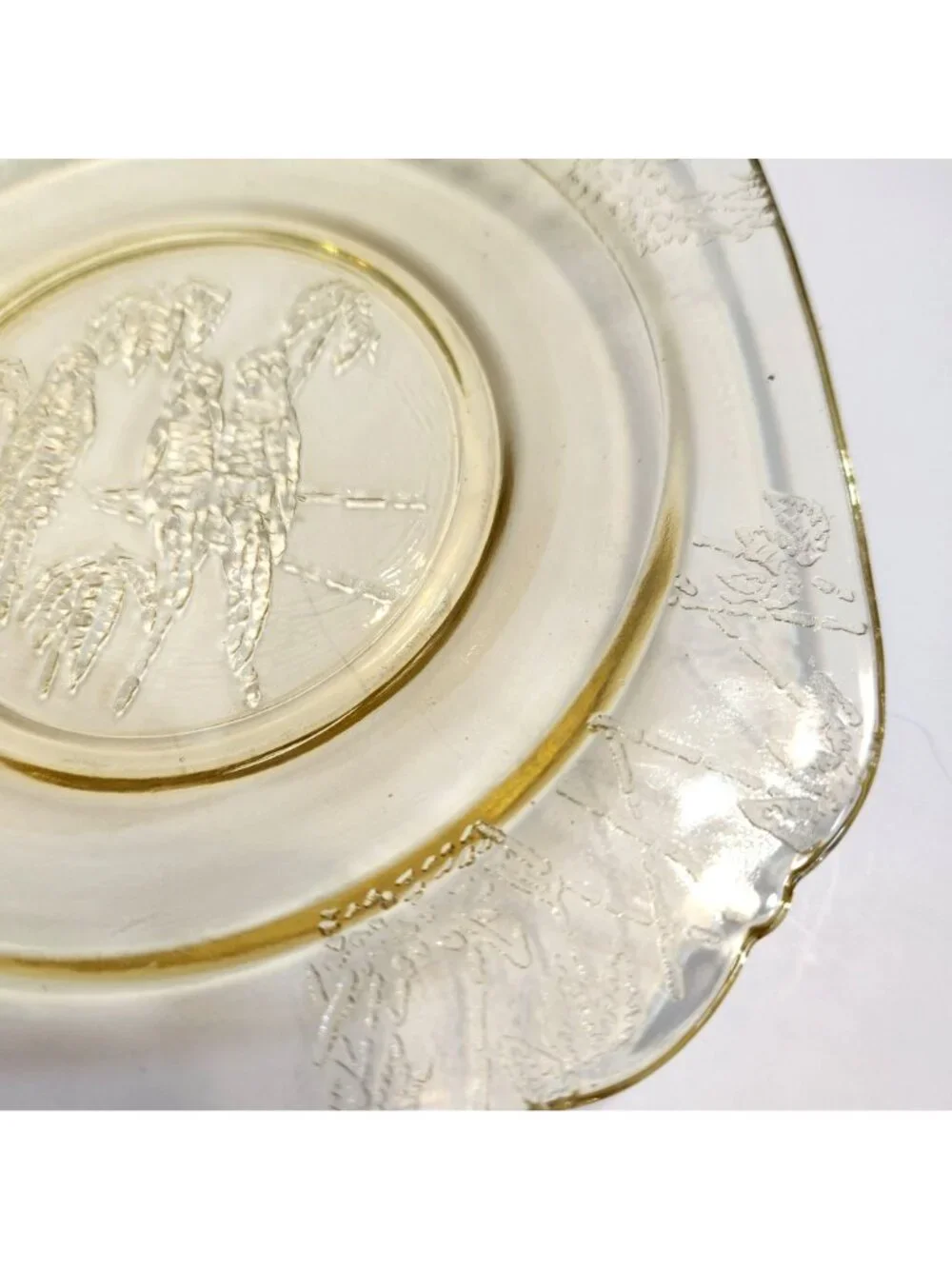 Federal Glass Depression Glass Plate with Sylvan Parrots & Leaves Square Rare
